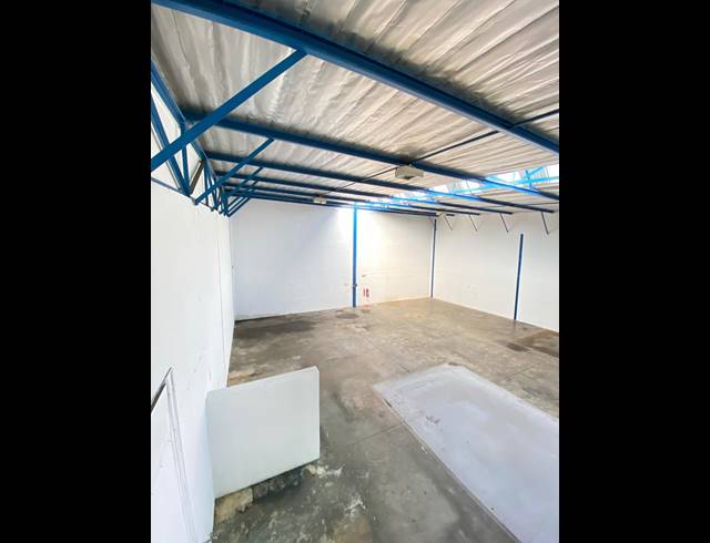 341M² WAREHOUSE TO LET IN STRIJDOMPARK